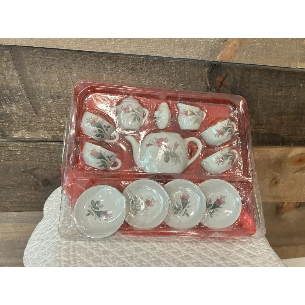 Rare Vintage 90s Mini China Tea Set In‎ Box. Used Once